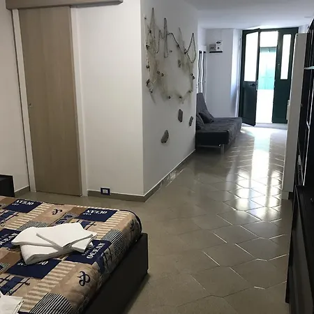 L'ancora Λεβάντο